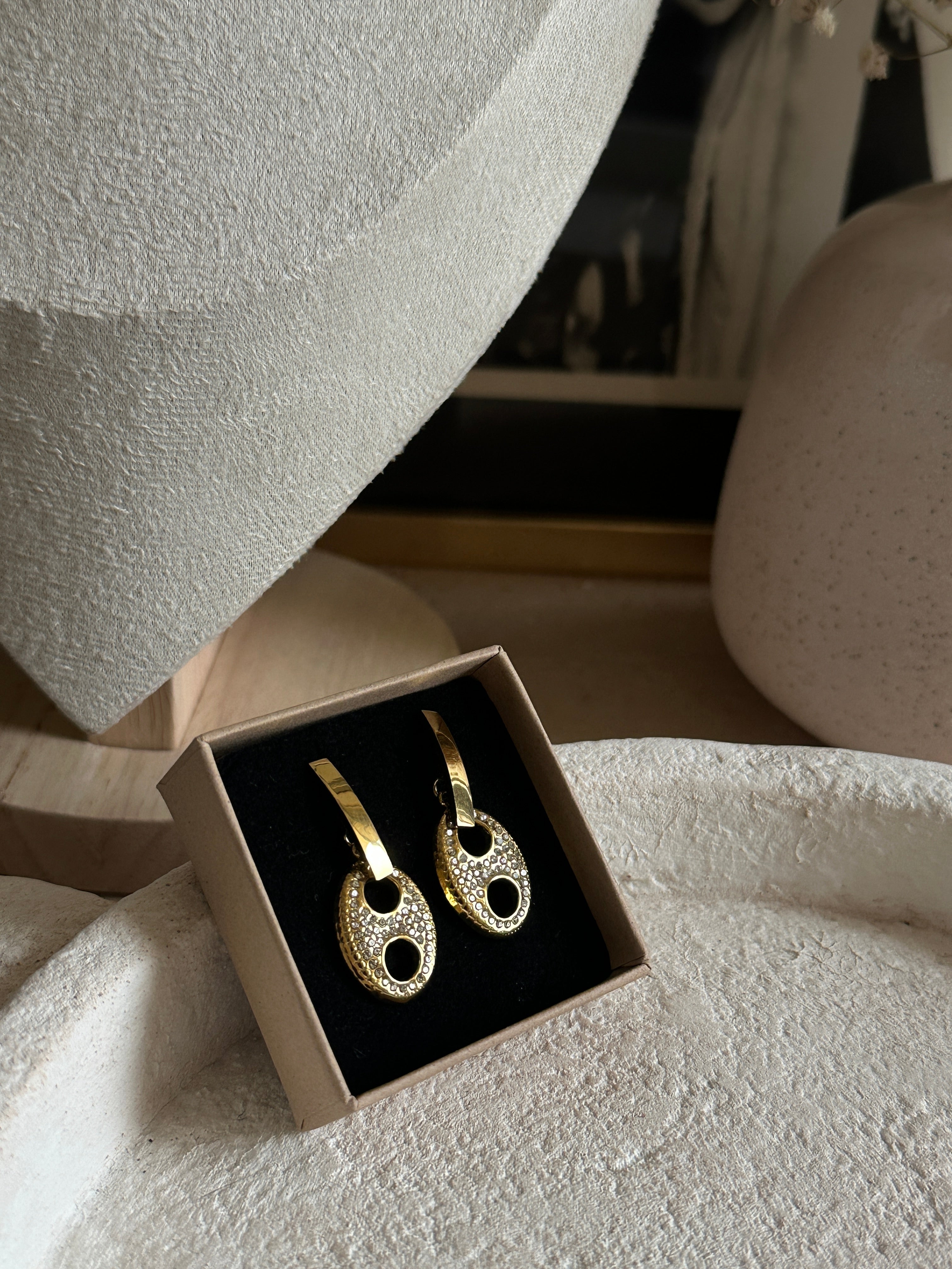 New co - boucles d'oreilles Mia